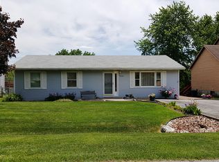 4100 Westover Dr, Crown Point, IN