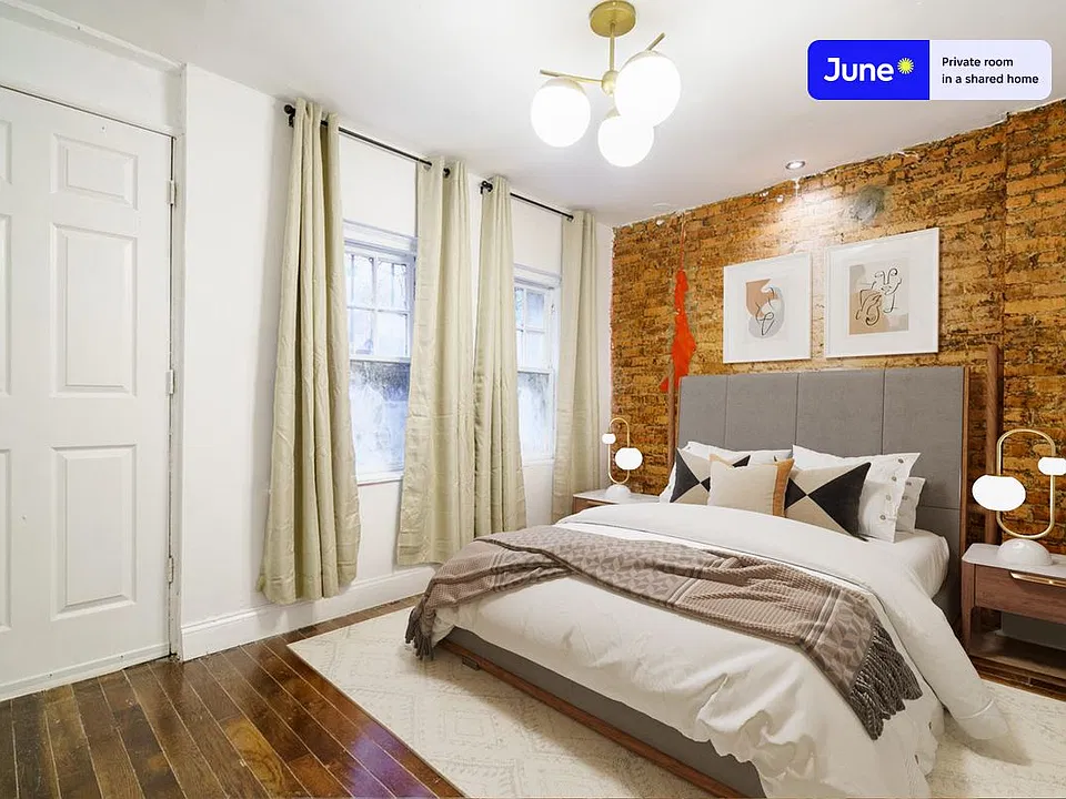 260 Lafayette Ave #B