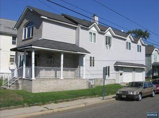 160 Berdan Pl, Hackensack, NJ 07601