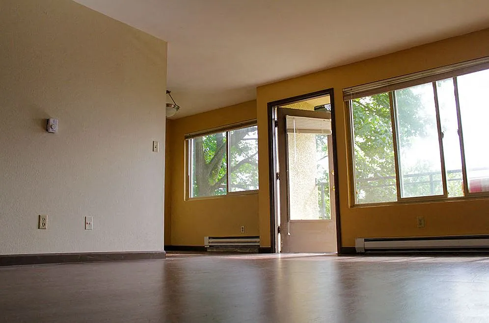 Starliter Apartments — Photo 2