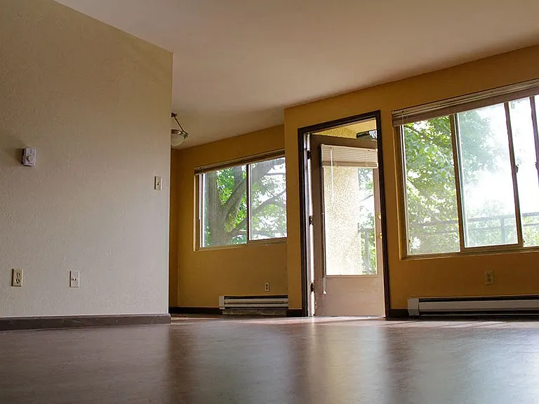 Starliter Apartments — Photo 2