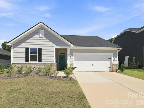 4465 Family Trail Dr, Fort Mill, SC 29707