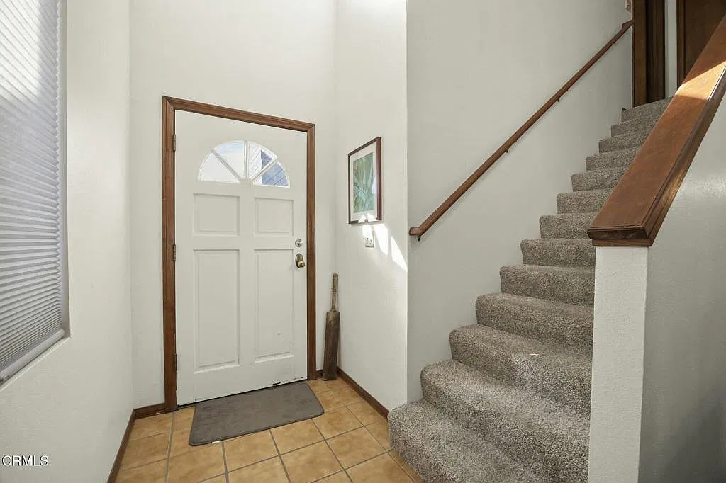 3 bed, 2.5 bath, 1633 sqft, $3,950 — Photo 4
