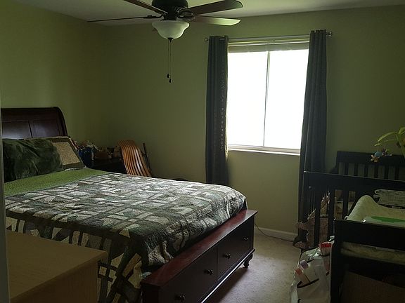 3rd image of 433 Strecker Ln