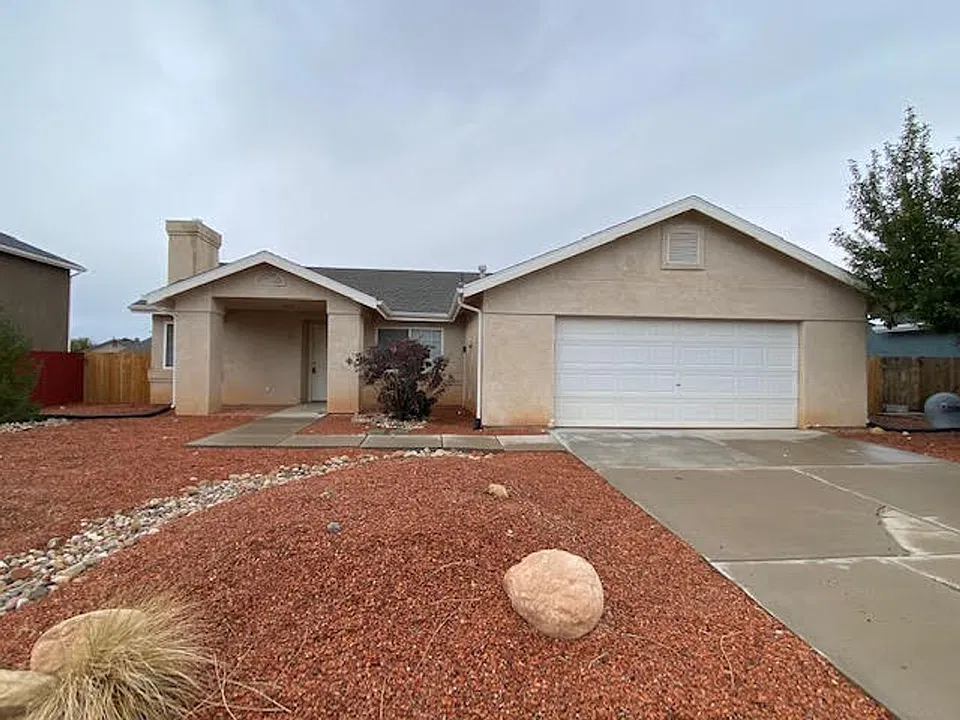 71 N 4125 W