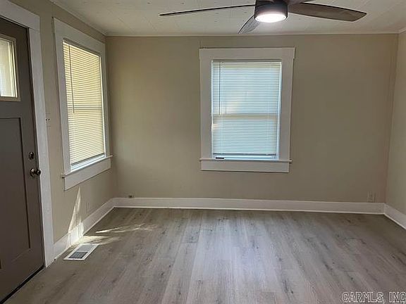 2nd image of 806 S Goodwin St