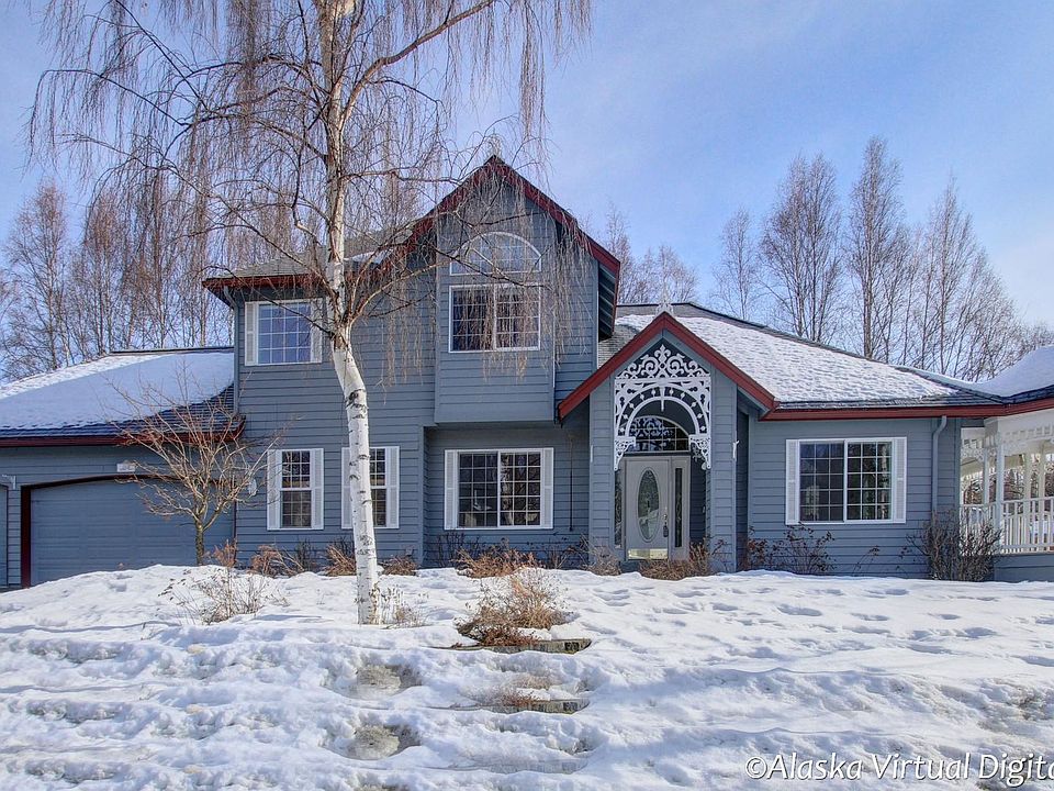 2nd image of 2124 Meander Dr