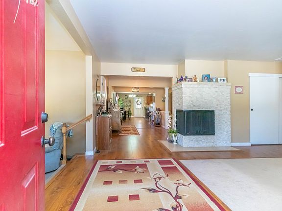 3rd image of 8511 Noel Dr