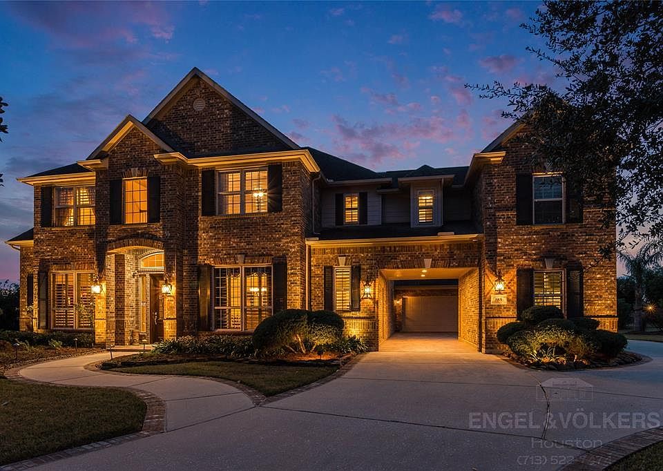 1st image of 3901 Rockpoint Cir