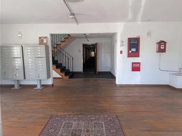 420 Woodward Rd #17 — Photo 11