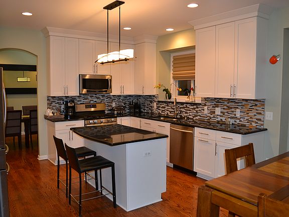 5th image of 4721 Catalina Dr