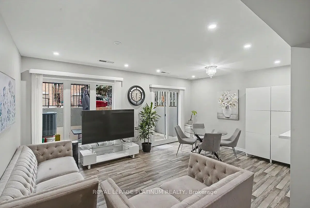 3 bed, $3,000 — Photo 4
