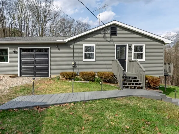 67 Bromley Rd, Huntington, MA 01050