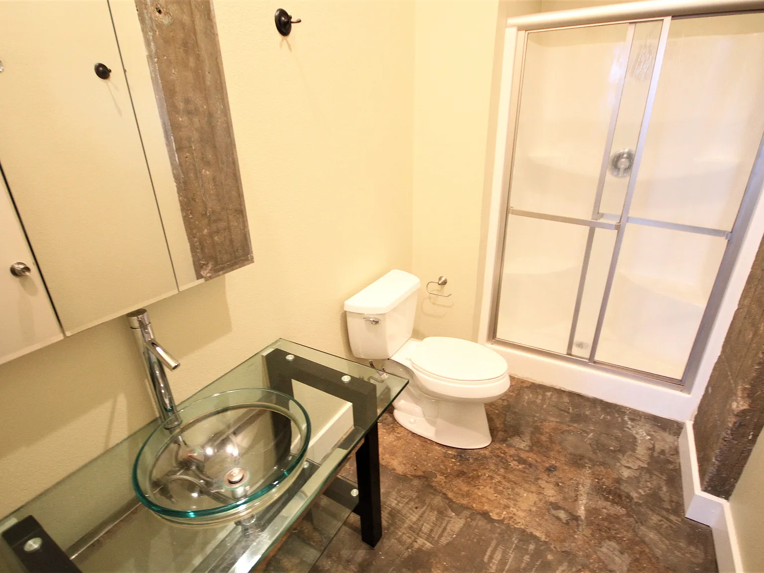 2 bed, 943 sqft, $1,480 — Photo 4