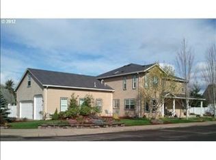 614 72nd St, Springfield, OR 97478