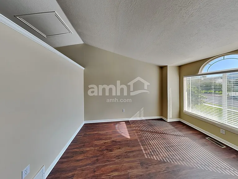 1495 N 2325 W — Photo 8