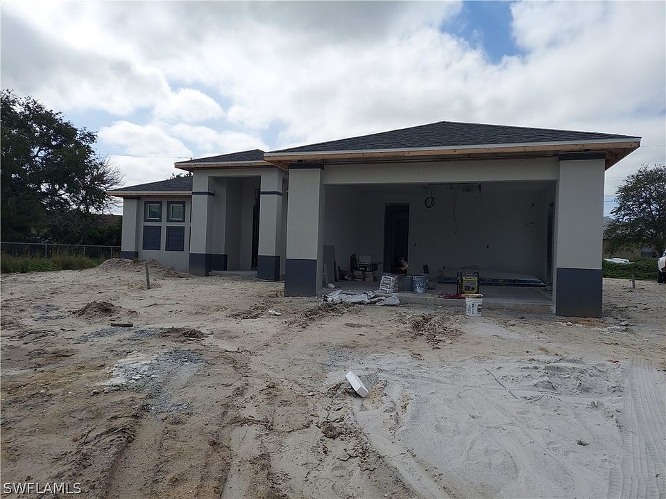 1st image of 427 NE Juanita Court Cpe