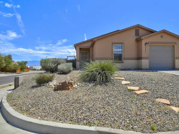 2524 Bixby St NW, Albuquerque, NM 87120