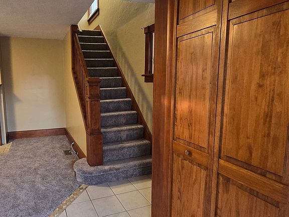 5th image of 1890 Bryndale Ave
