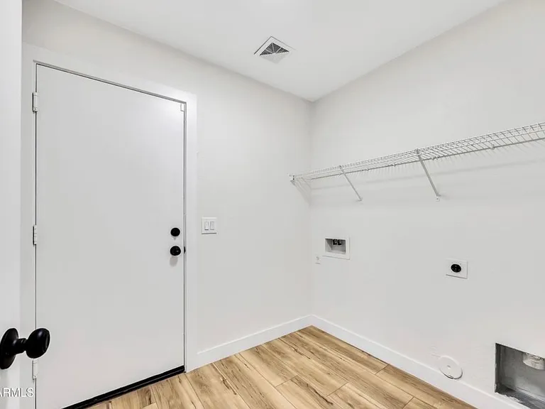 3702 W Naomi Ln — Photo 9