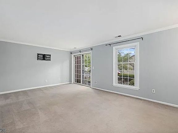 4th image of 150 Jamestown Rd