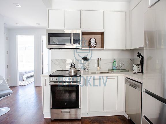 2nd image of 135 Prospect Ave #L2