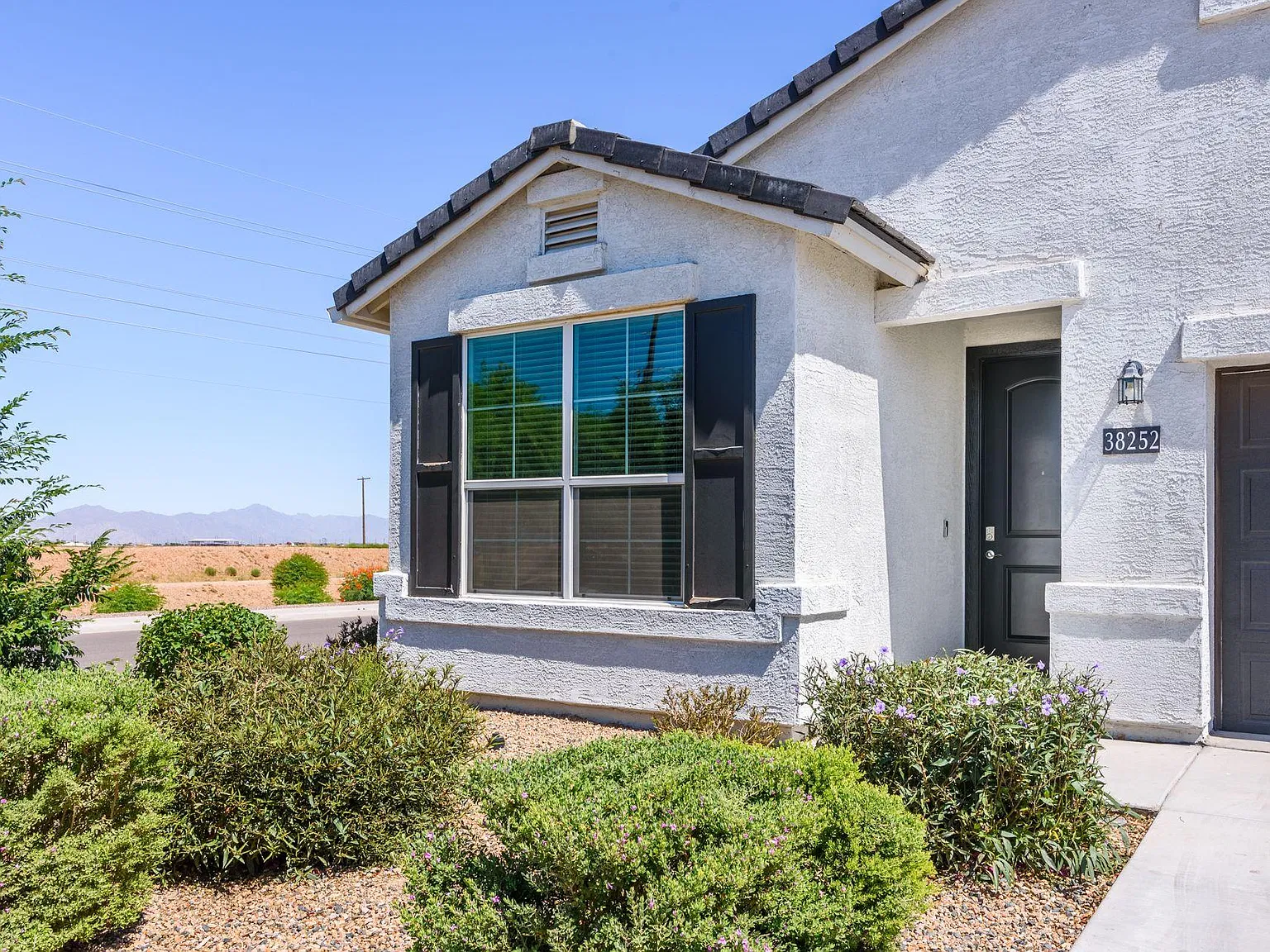 3 bed, 1592 sqft, $1,850 — Photo 4