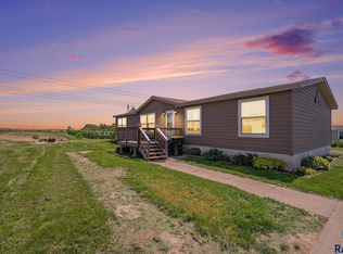 200 N Caley Pl, Sioux Falls, SD 57110