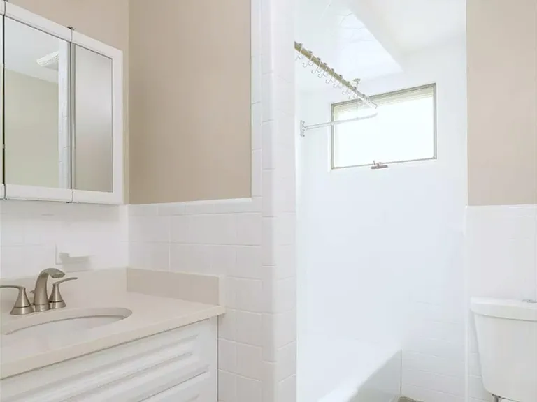 44 Greenville St #2 — Photo 7