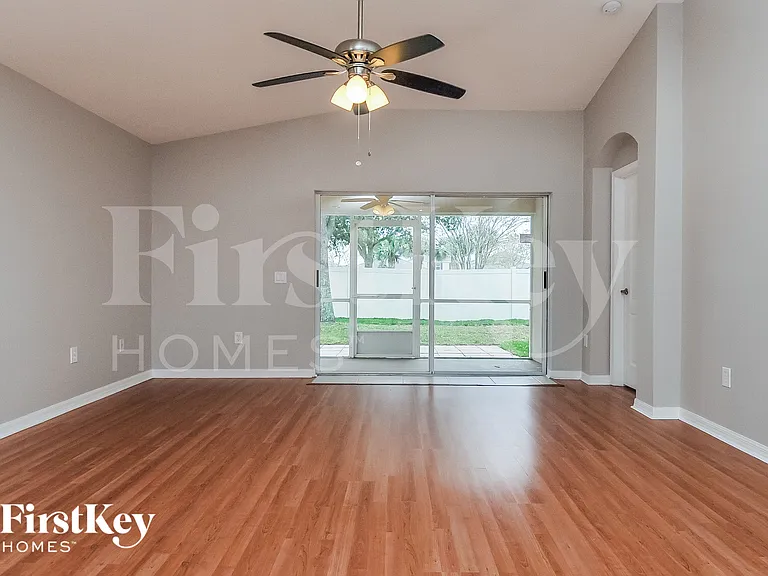 8129 Alamosa Wood Ave — Photo 8