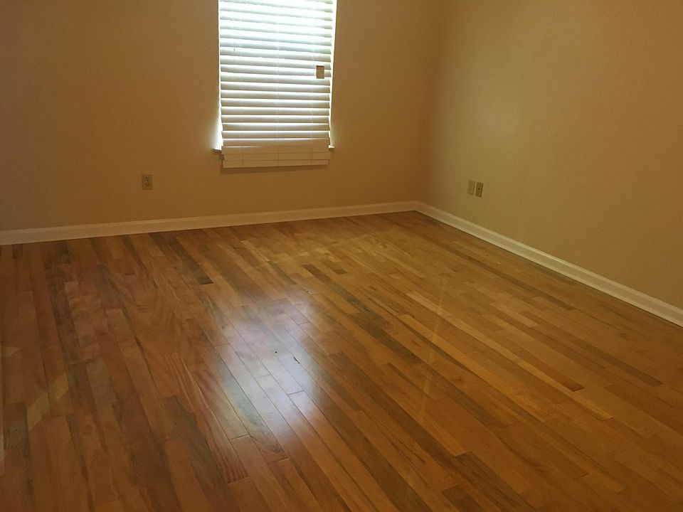 1st image of 2744 Tess Cir