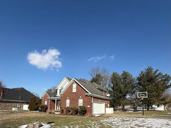 2536 Avondale Dr, Bowling Green, KY 42104