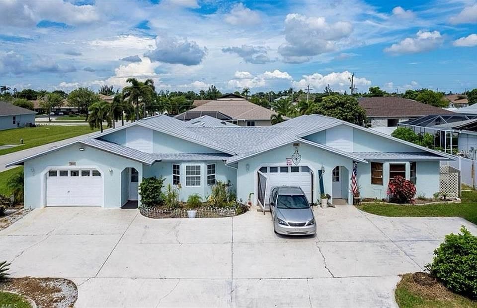 1st image of 1422 SE 8TH AVENUE