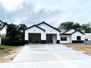 914 Hay Crk, Reedsburg, WI 53959