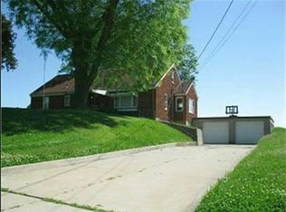 3038 John F Kennedy Rd, Dubuque, IA 52001