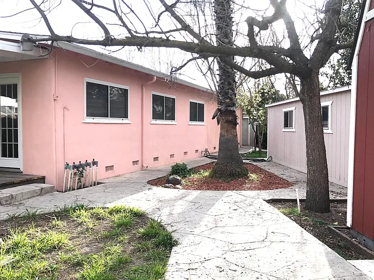 10102 Cairo Ct — Photo 32