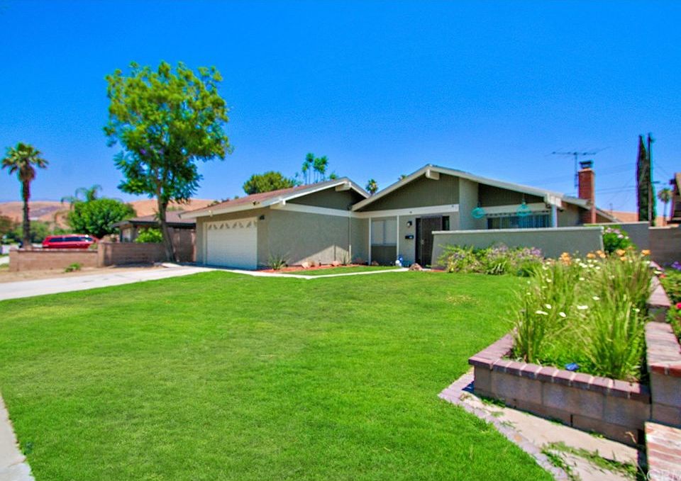 1st image of 3131 Little Mountain Dr