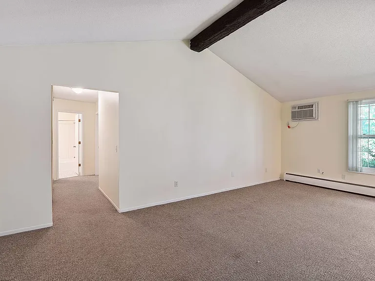 819 Smetana Rd #7 — Photo 12