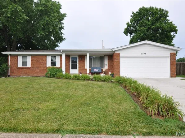 2808 Olde Worcester Dr, Saint Charles, MO 63301