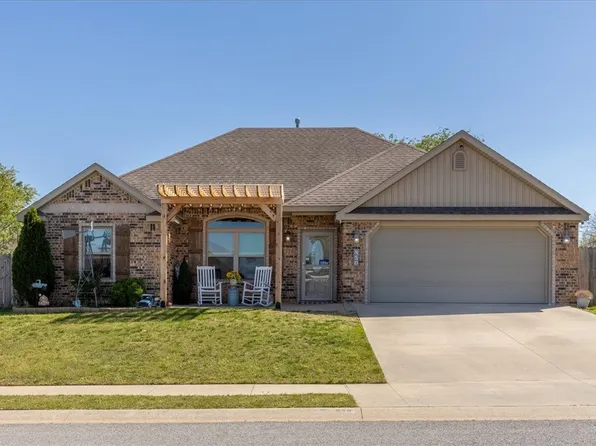 850 Choate Place Cir, Pea Ridge, AR 72751