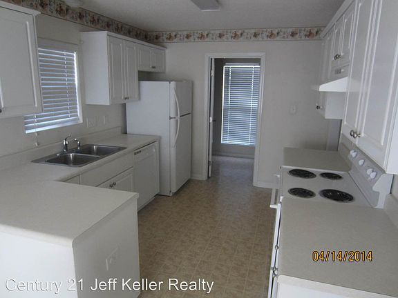4th image of 4307 Pineview Ln