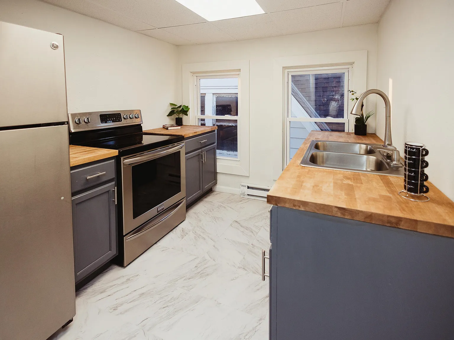 2 bed, 750 sqft, $1,100 — Photo 3
