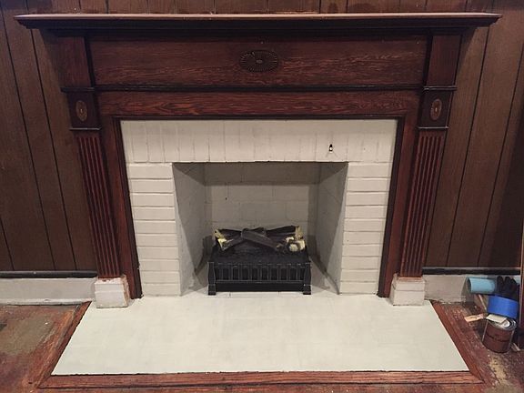 Fireplace with electric heating logs