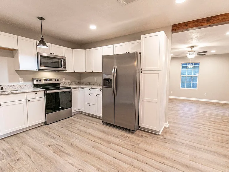 512 Vernon St — Photo 12