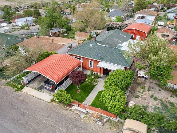 2nd image of 22 Avenue C