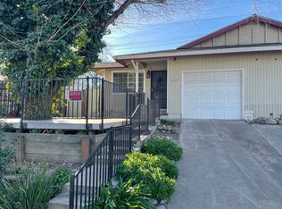 5383 Castle St, Fair Oaks, CA 95628