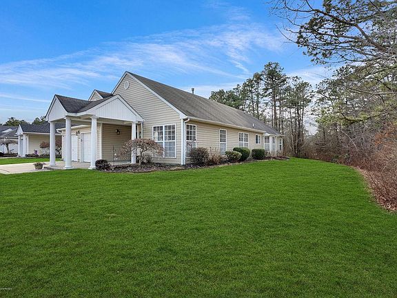 2nd image of 600 Waterford Dr