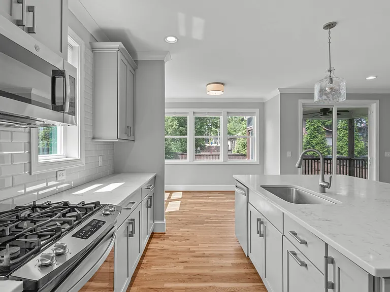 5008 Centerbud Pl — Photo 13