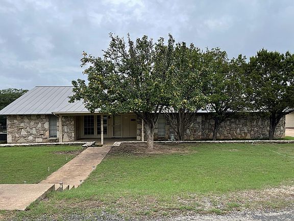 2nd image of 315 Cave Springs Dr W
