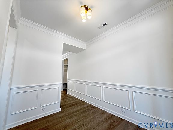 3rd image of 6436 Quinlynn Pl
